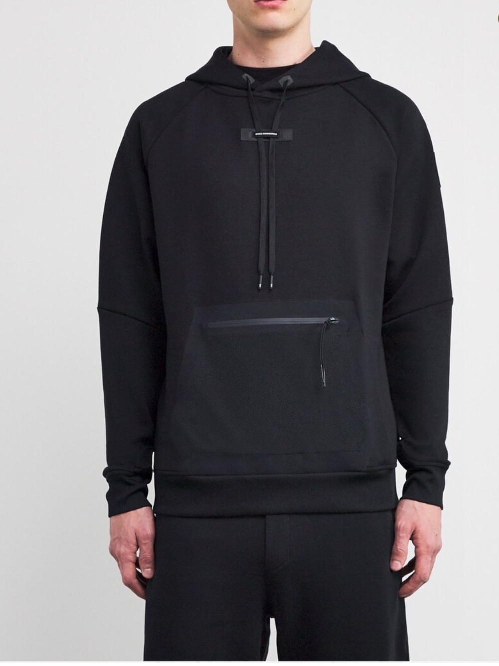 On Running Men’s Black Core Hoodie Size Medium